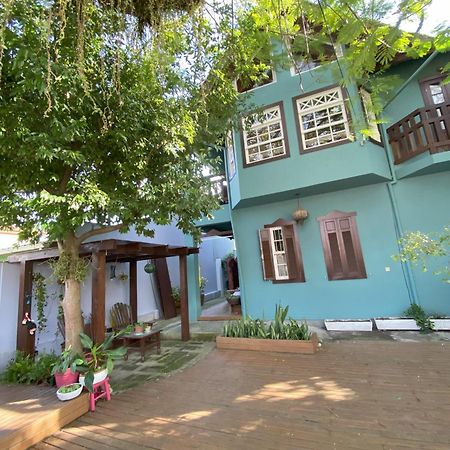 Solar Das Petalas Guest House Florianopolis Bagian luar foto